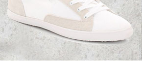 32€45
